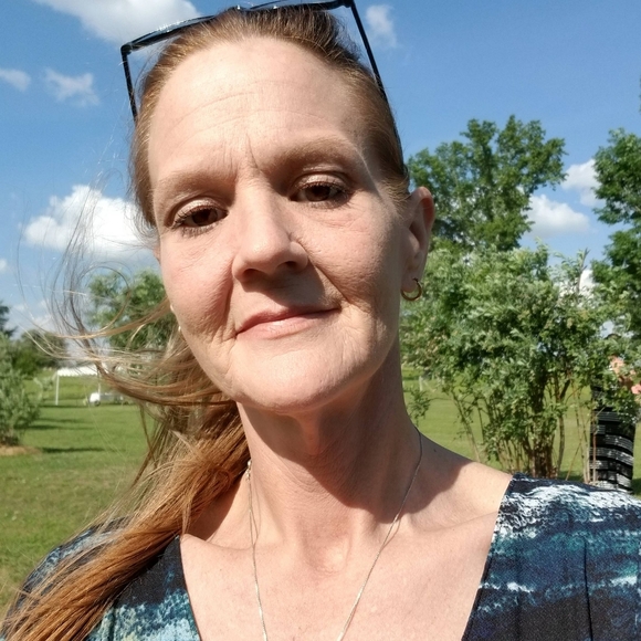 Meet your Posher, Nicki - Picture 6 of 7